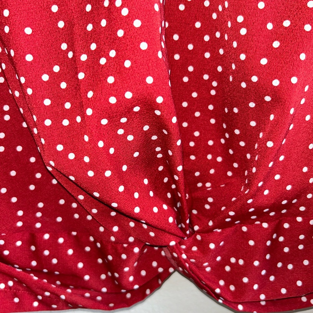 Hem & Thread Top - Picture 3 of 4